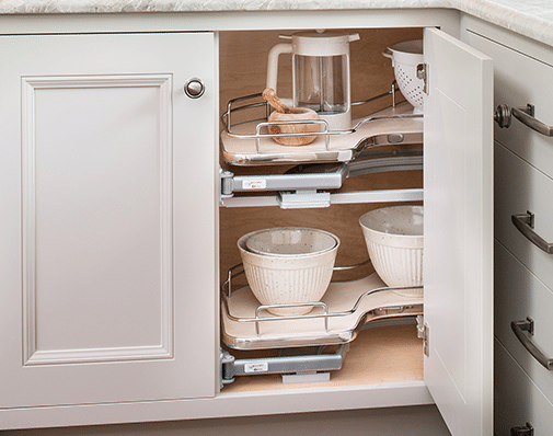 Blind Corner Cabinet Ideas To Maximize, What Can You Do With Deep Corner Kitchen Cabinets